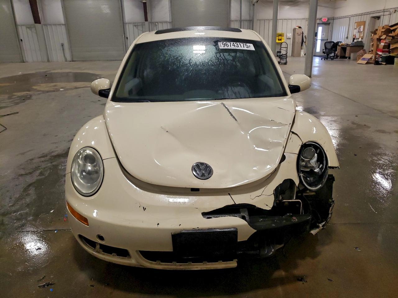 Volkswagen Beetle Tdi Option Package 1 Image 9
