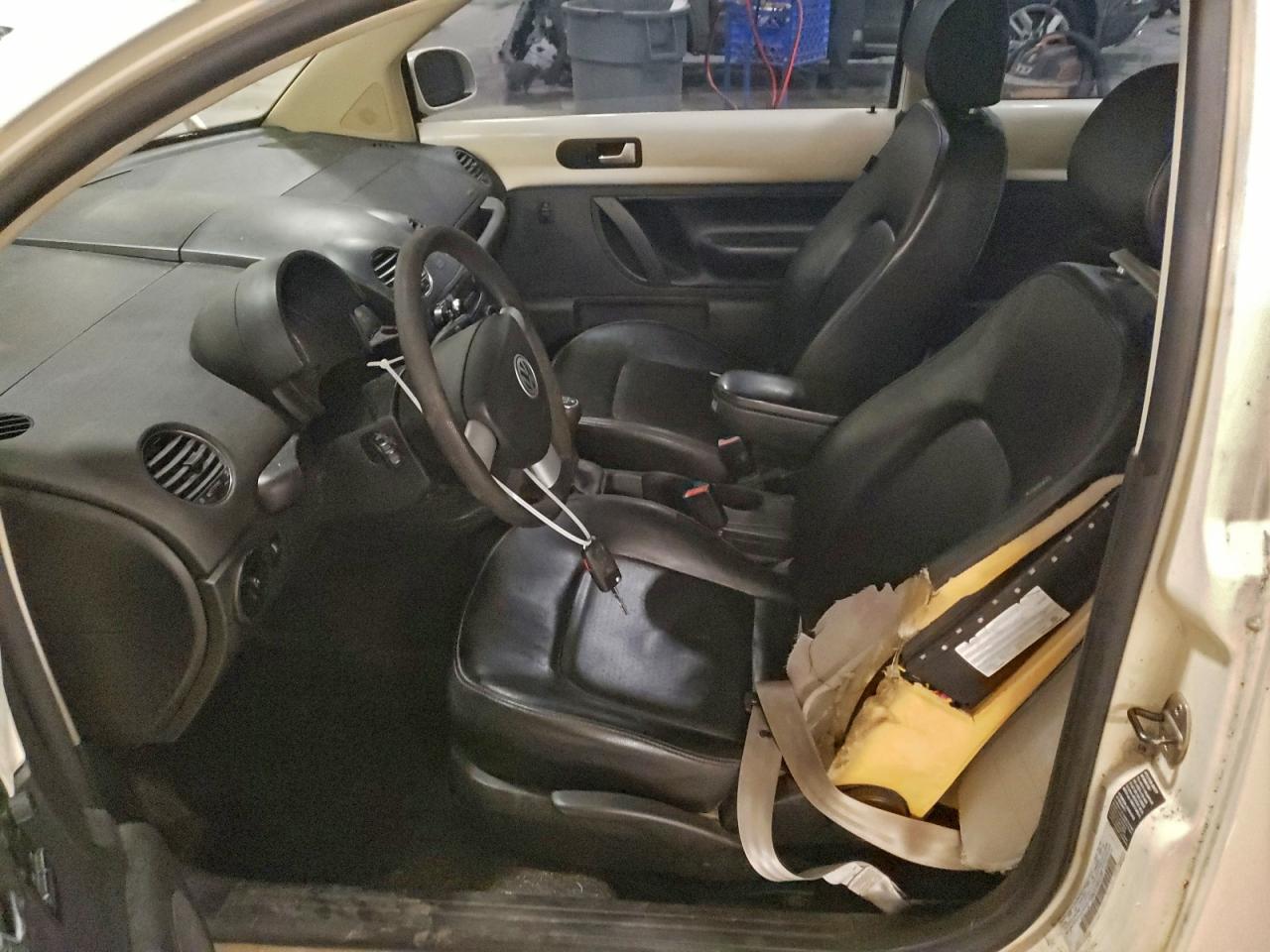 Volkswagen Beetle Tdi Option Package 1 Image 11