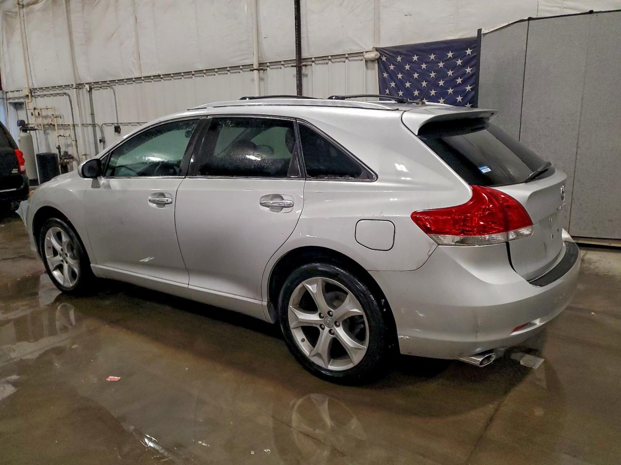 Toyota Venza Image 13