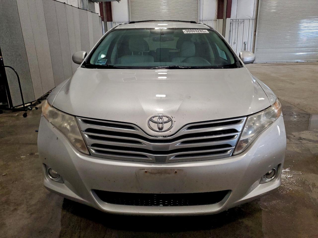 Toyota Venza Image 3