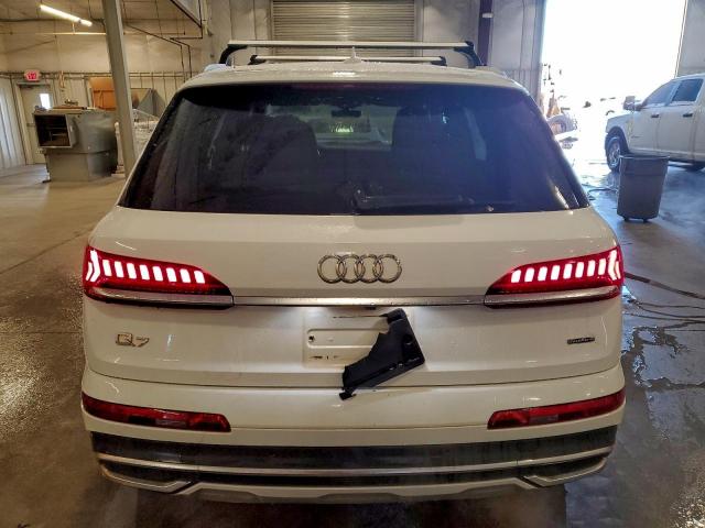 Audi Q7 Premium Plus Image 7