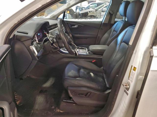 Audi Q7 Premium Plus Image 11