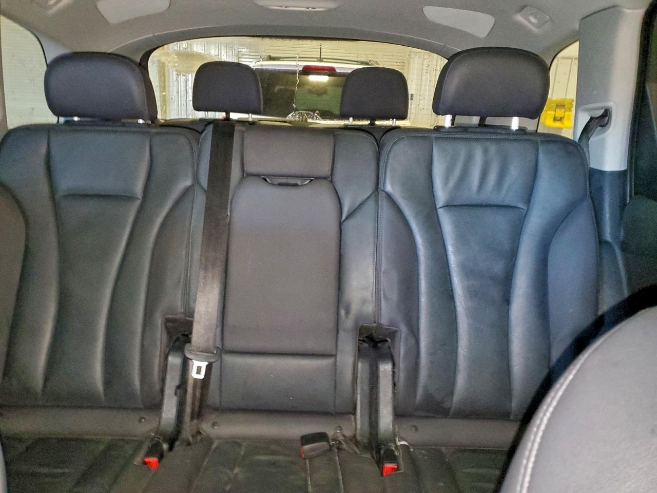 Audi Q7 Premium Plus Image 9