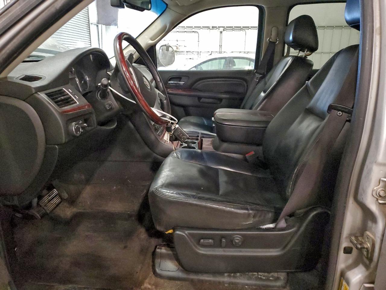 Cadillac Escalade Ext Luxury Image 3