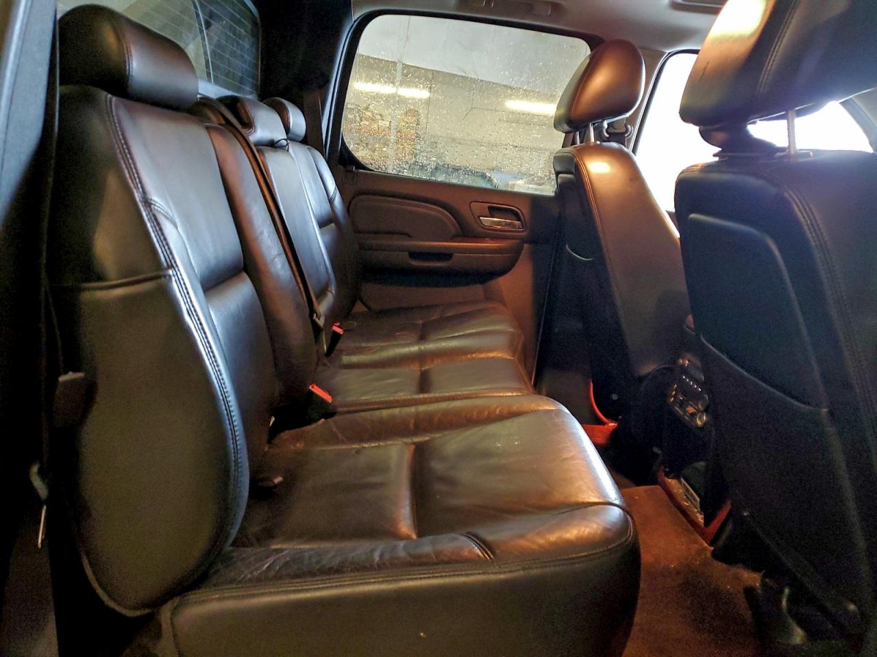 Cadillac Escalade Ext Luxury Image 7