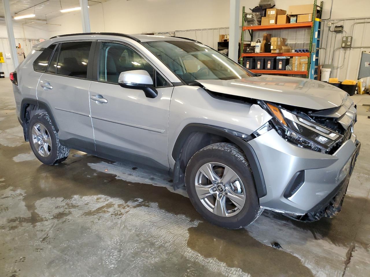 Toyota RAV4 Xle Image 10