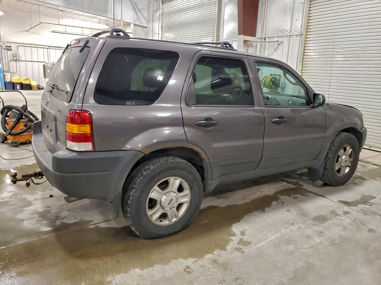 Ford Escape Xlt Image 3