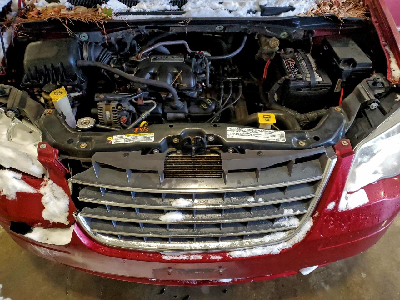 Chrysler Minivan Touring Image 2