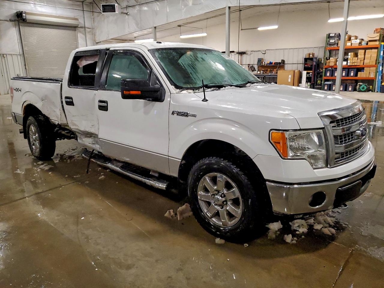 Ford F-150 Supercrew Image 11