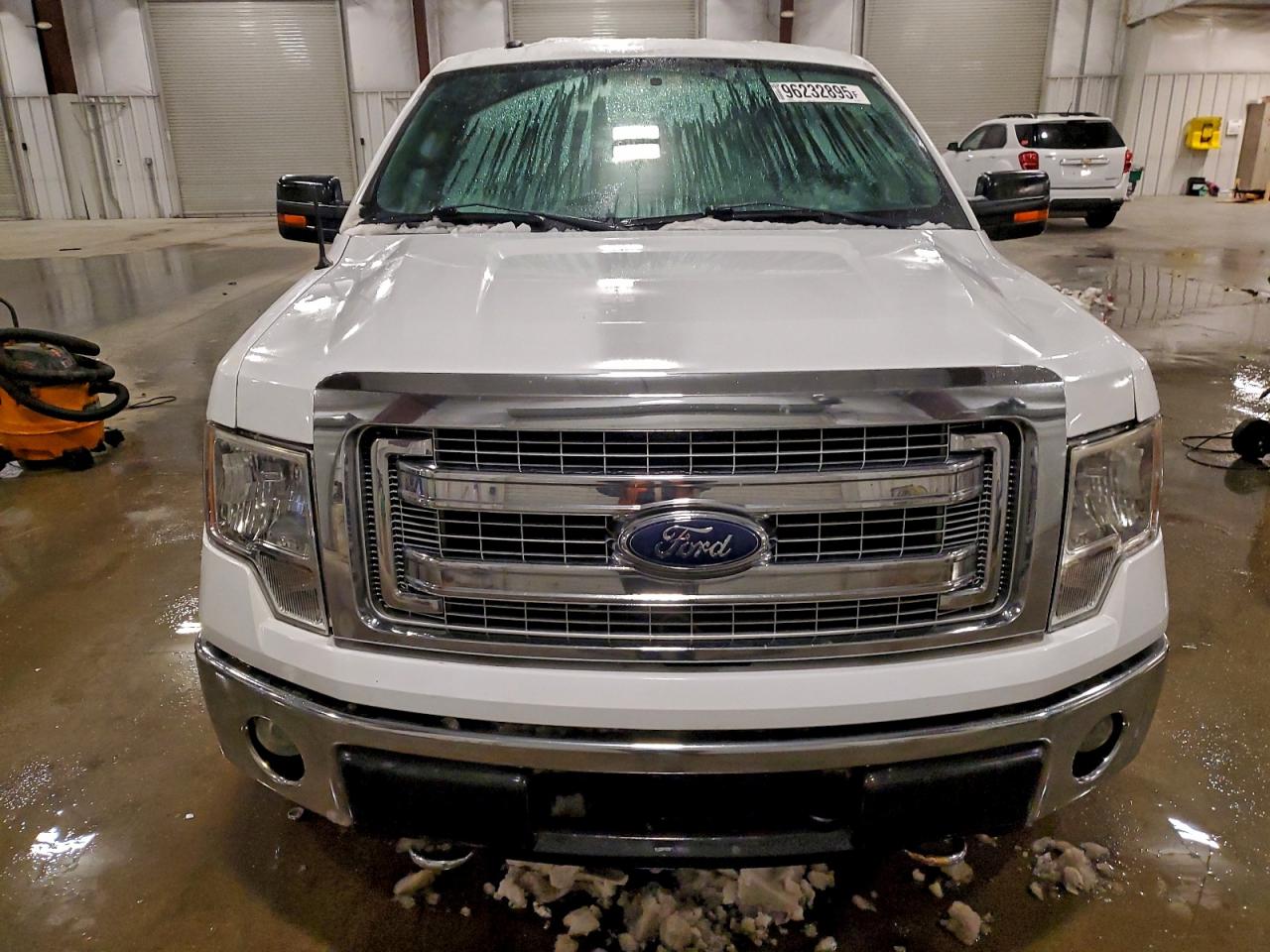 Ford F-150 Supercrew Image 3