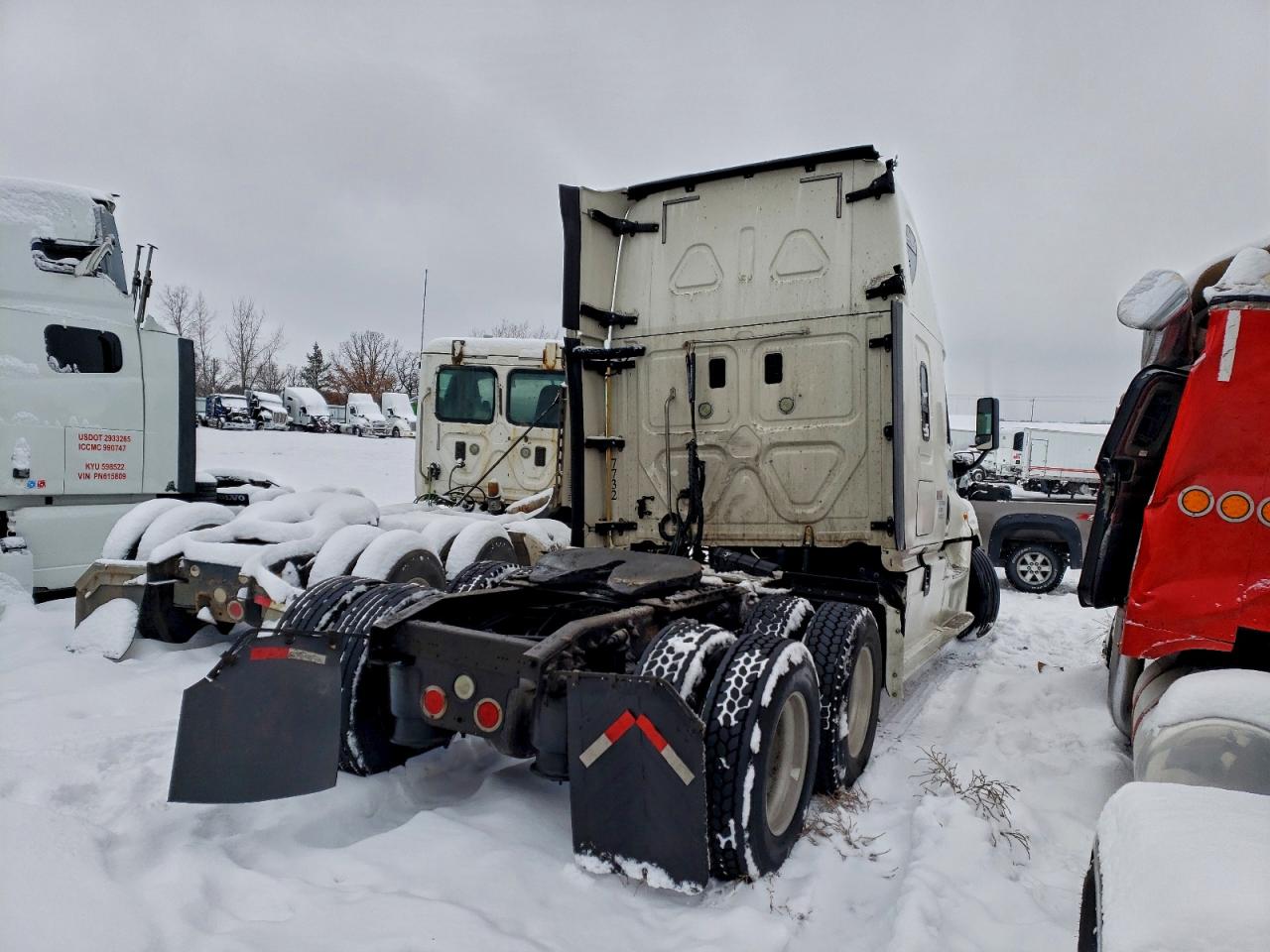 Freightliner Cascadia 1 Image 4