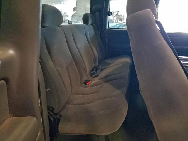 Chevrolet Silverado K1500 Image 4