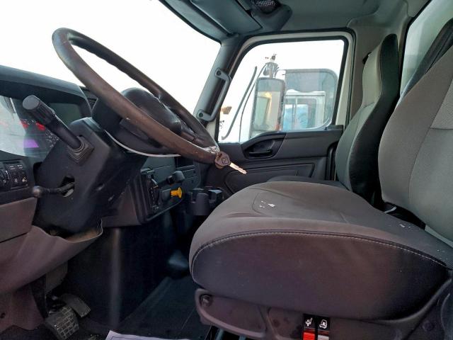 International Mv607 Image 7