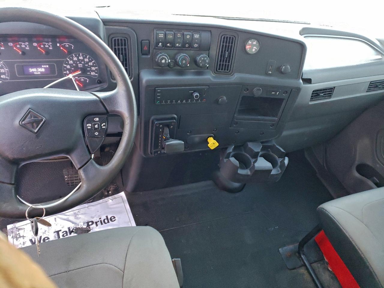 International Mv607 Image 8