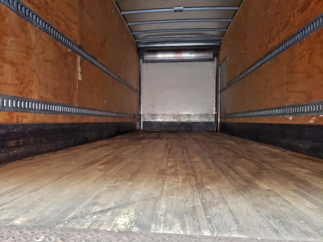 International Mv607 Image 10