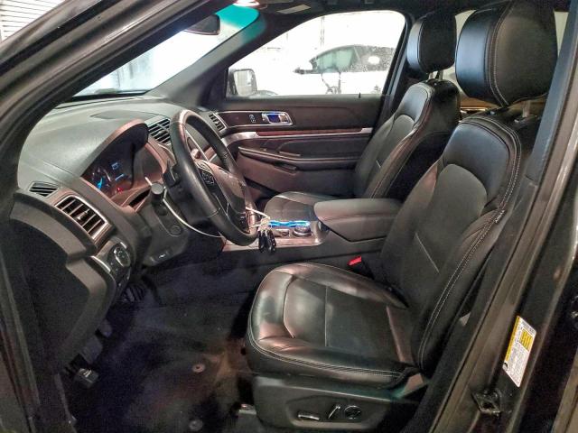 Ford Explorer Limited Image 7