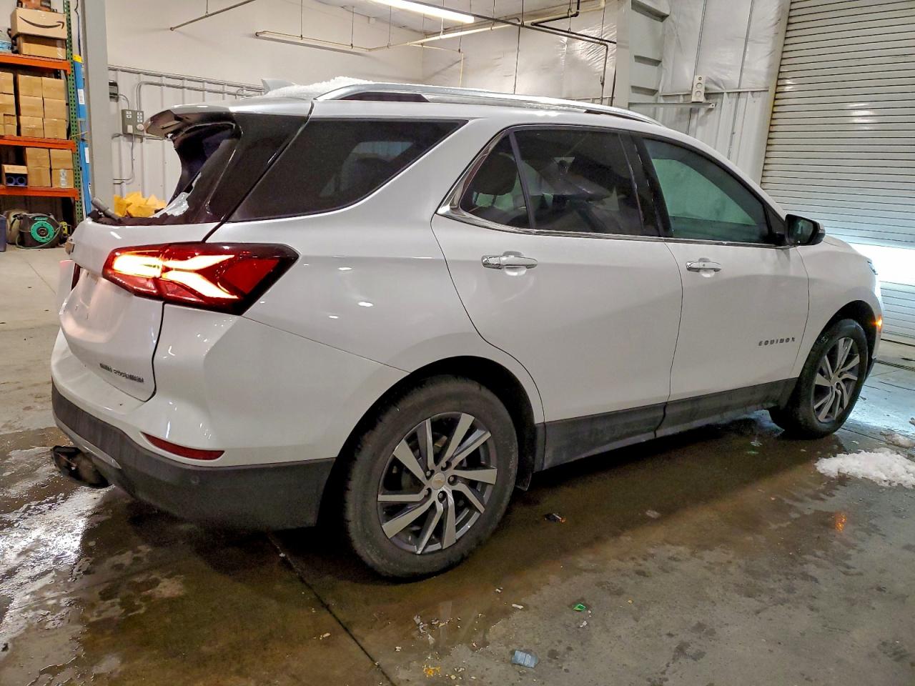 Chevrolet Equinox Premier Image 4