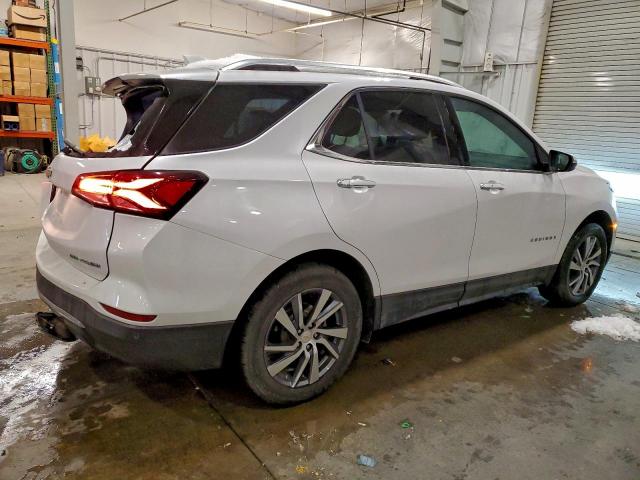 Chevrolet Equinox Premier Image 4