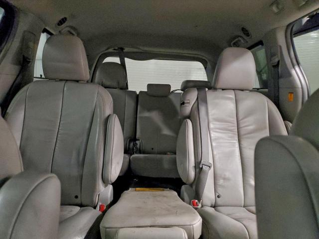 Toyota Sienna Xle Image 8