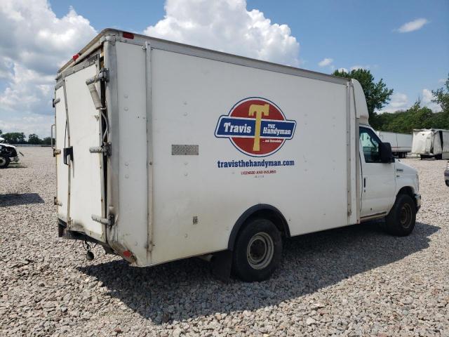 Ford Econoline E350 Super Duty Cutaway Van Image 4