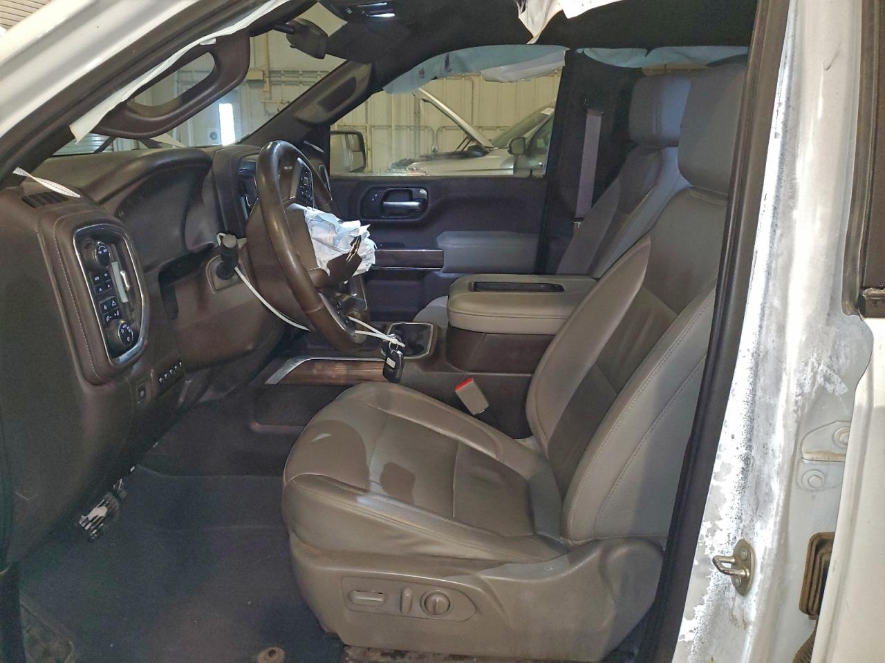 Chevrolet Silverado K1500 Rst Image 4