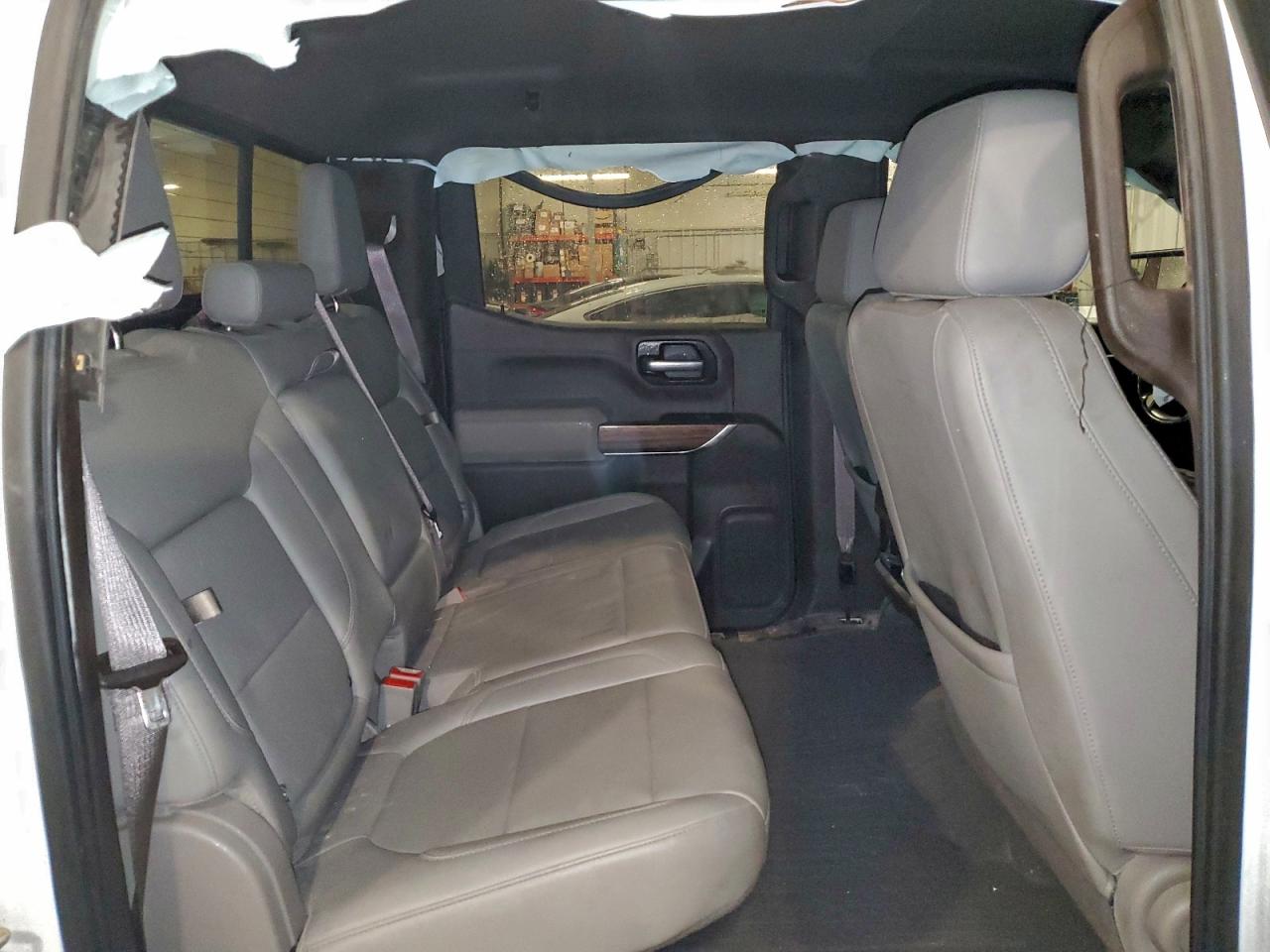 Chevrolet Silverado K1500 Rst Image 2