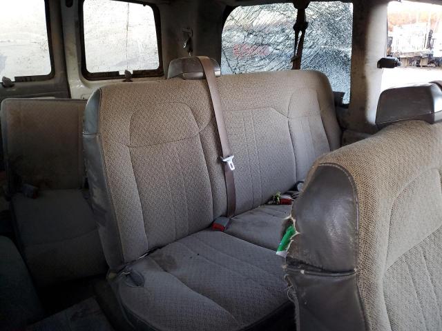 Chevrolet Express Lt Image 8