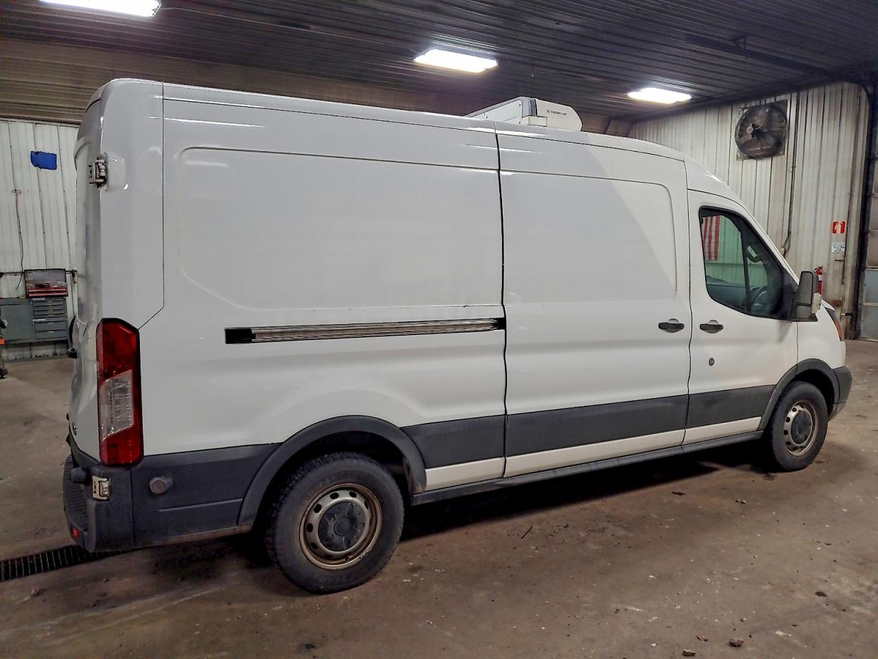 Ford Transit T-350 Image 4