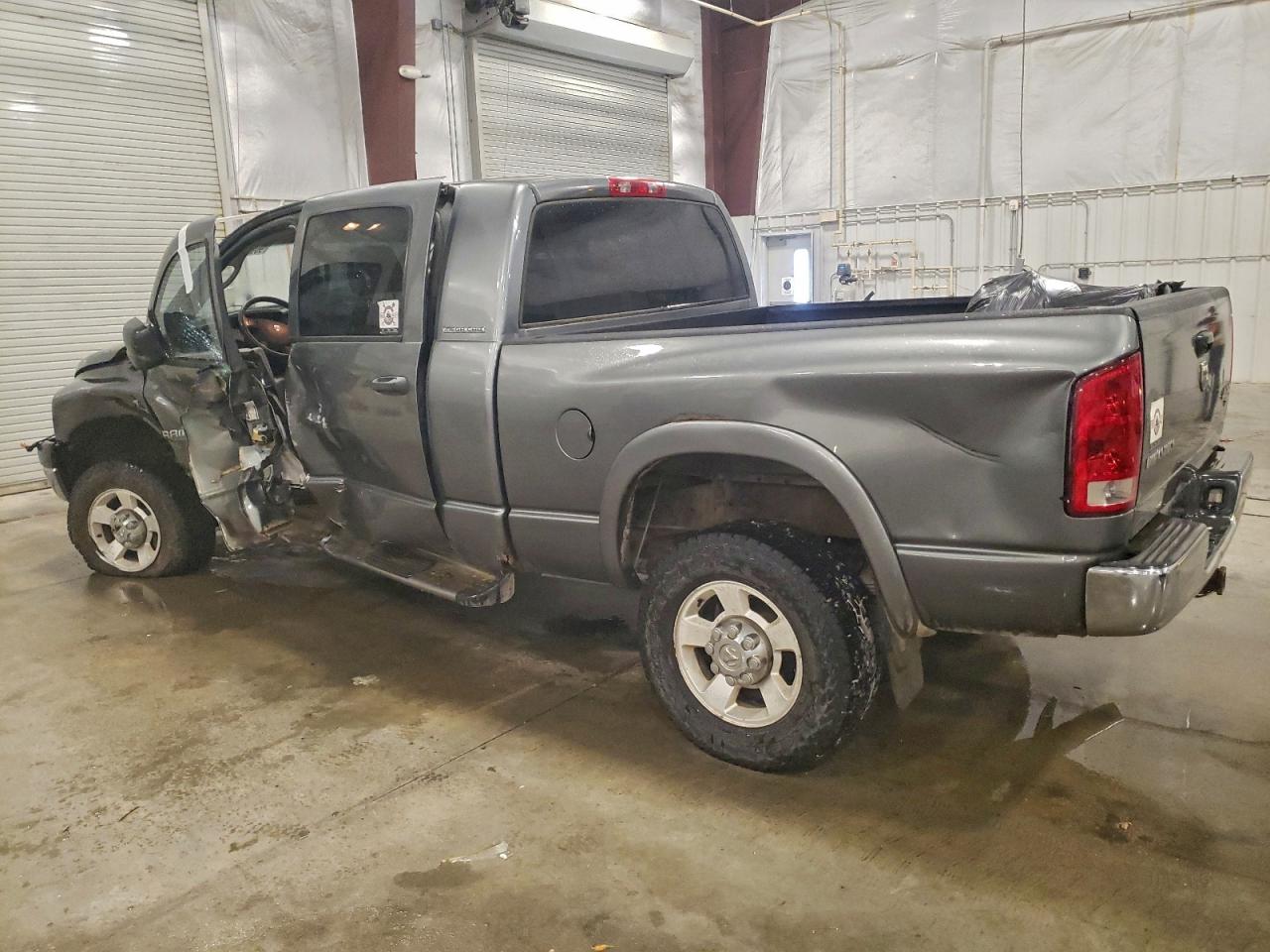 Dodge Ram 2500 Image 4