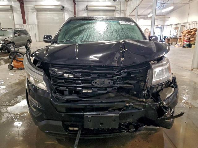 Ford Explorer Xlt Image 10