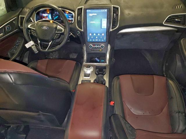 Ford Edge Titanium Image 11
