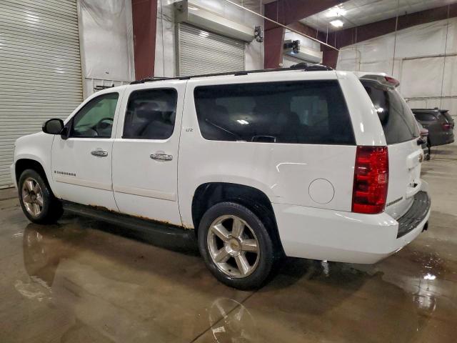 Chevrolet Suburban K1500 Image 2