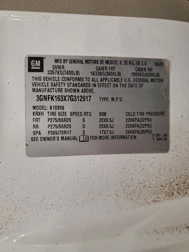 Chevrolet Suburban K1500 Image 10