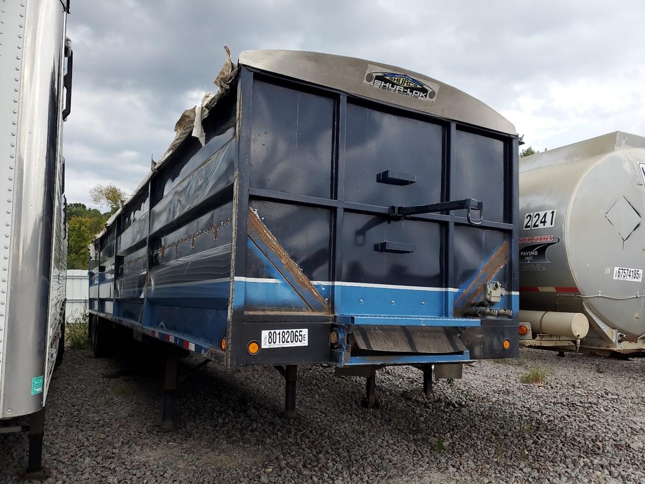 Unknown Trailer Image 1