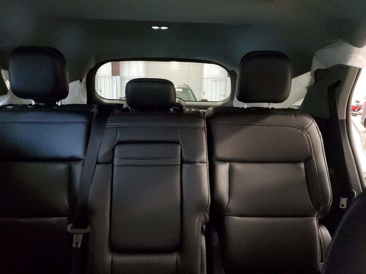 Ford Explorer Xlt Image 9