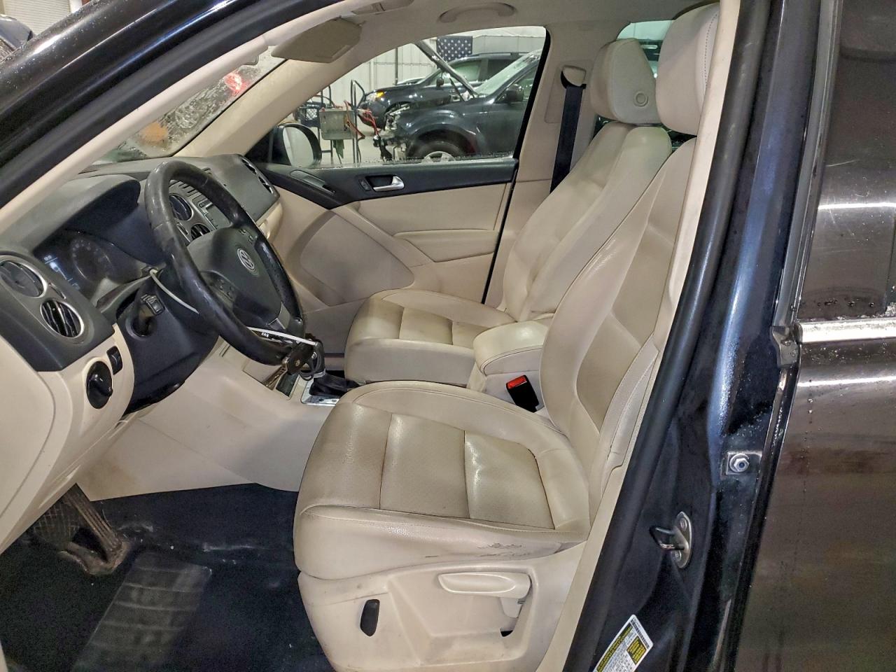 Volkswagen Tiguan Se Image 10