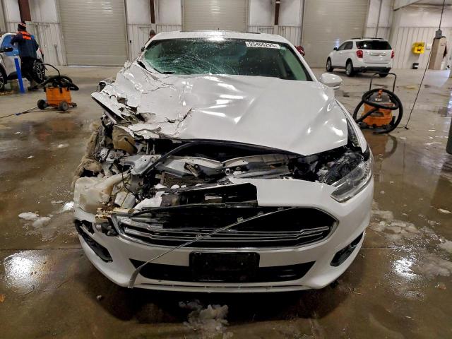 Ford Fusion Se Image 6