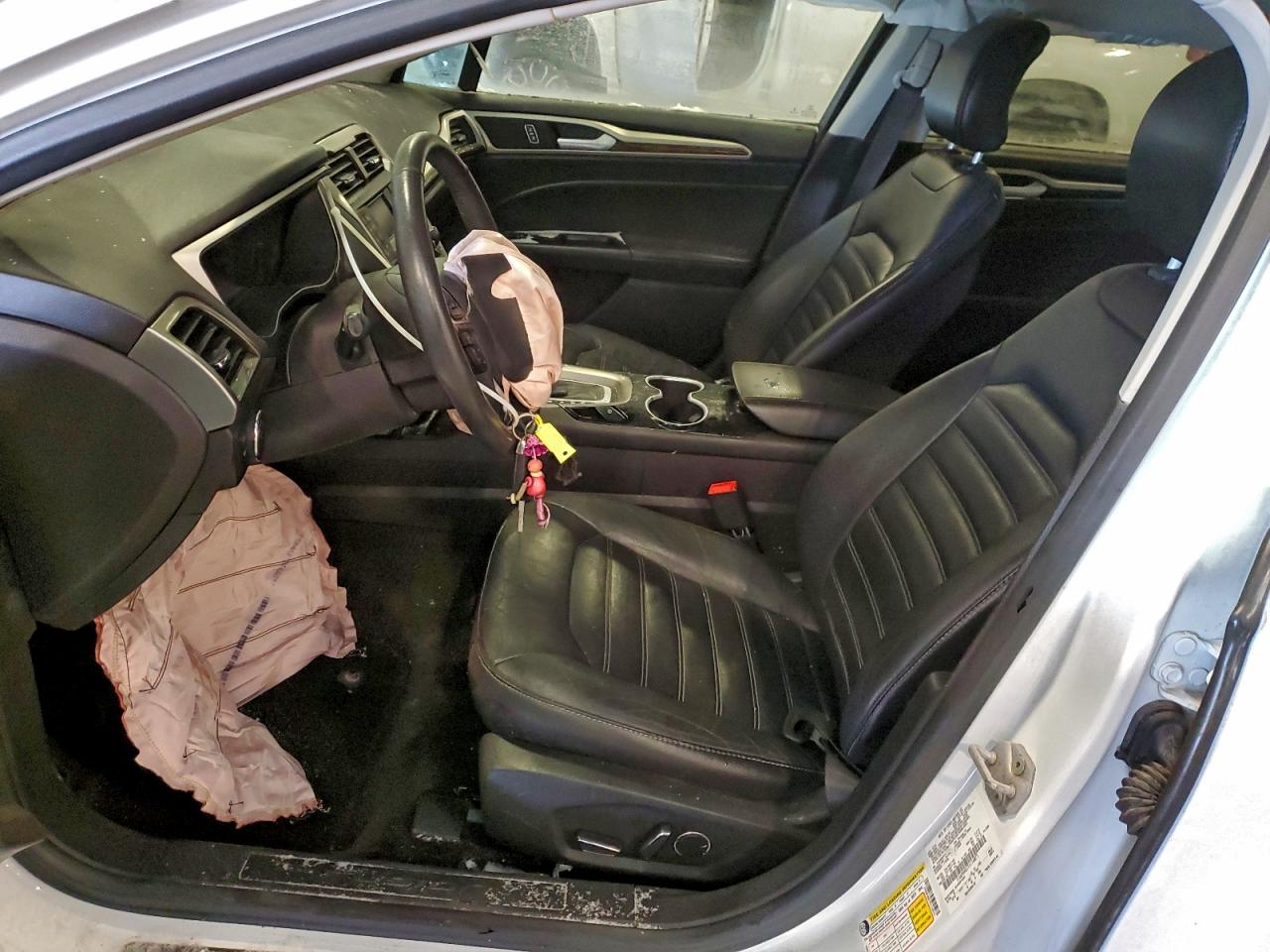 Ford Fusion Se Image 10