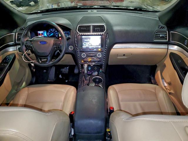 Ford Explorer Xlt Image 7