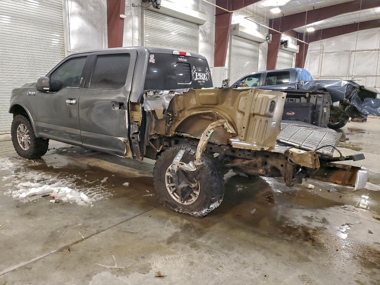 Ford F-150 Supercrew Image 4