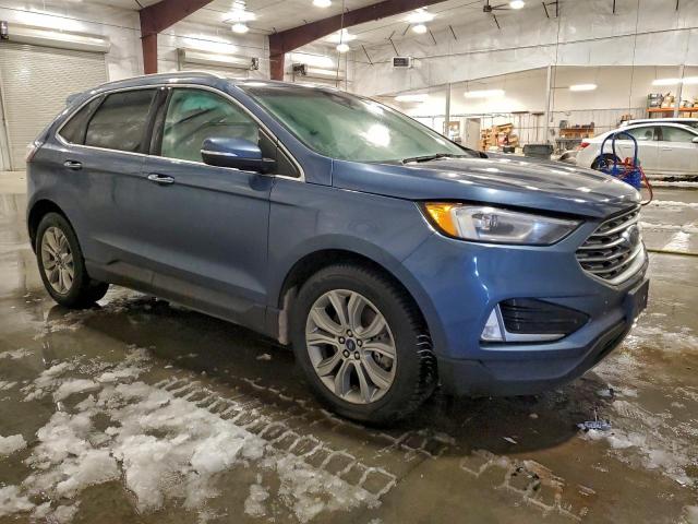 Ford Edge Titanium Image 2