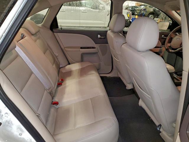 Ford Taurus Limited Image 5