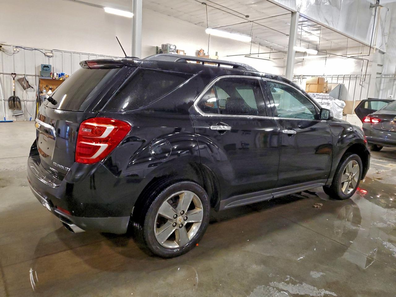 Chevrolet Equinox Ltz Image 2