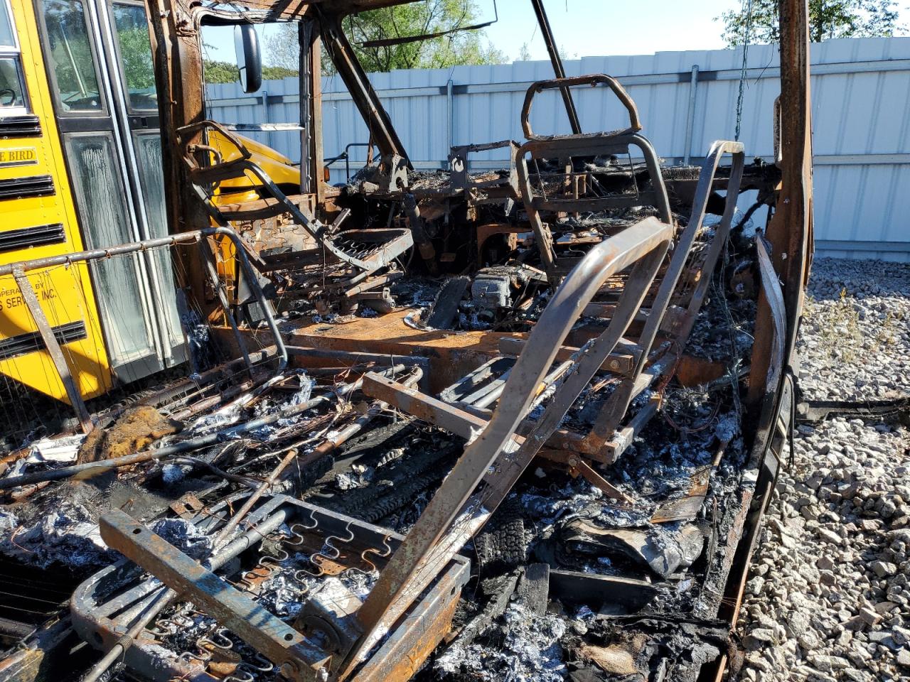 Ford F-530 Super Duty Image 9