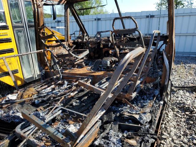 Ford F-530 Super Duty Image 9