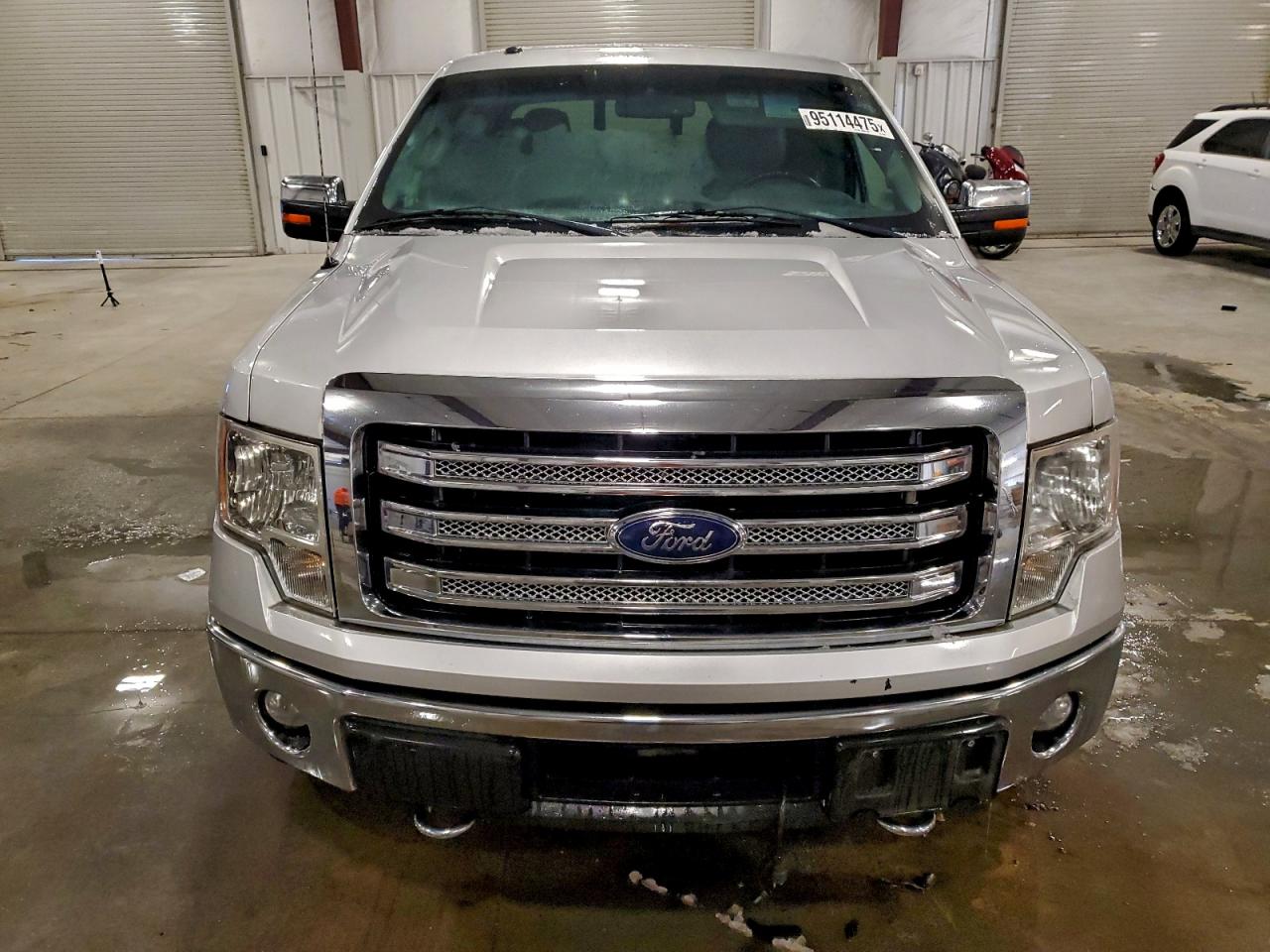 Ford F-150 Supercrew Image 4