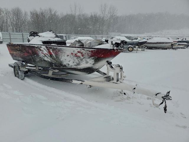  Salvage Tracker Boat