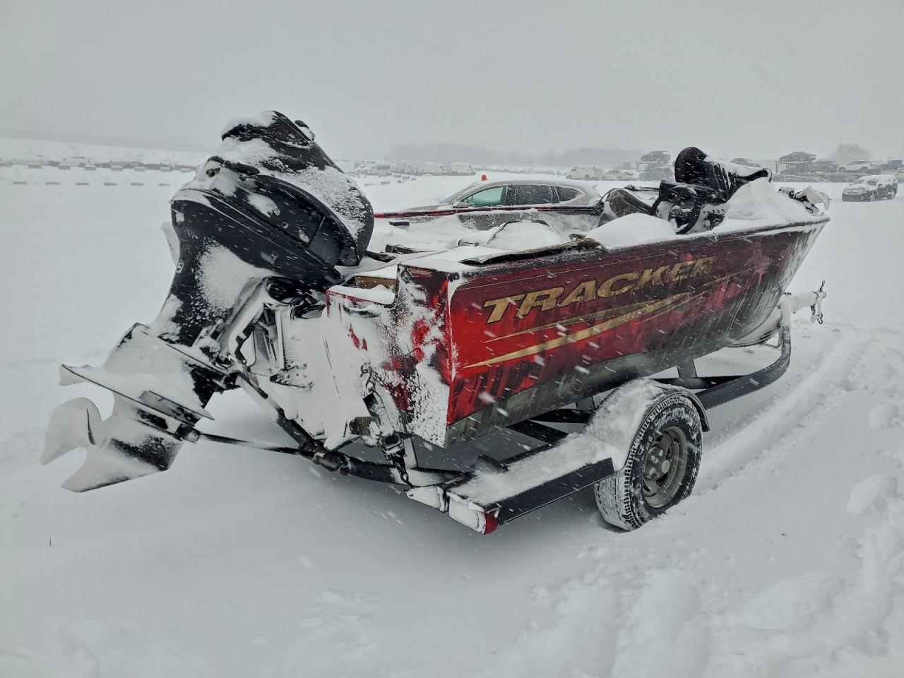 Tracker Boat Image 2