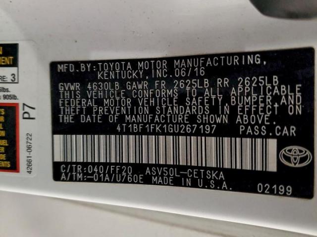 Toyota Camry Le Image 12