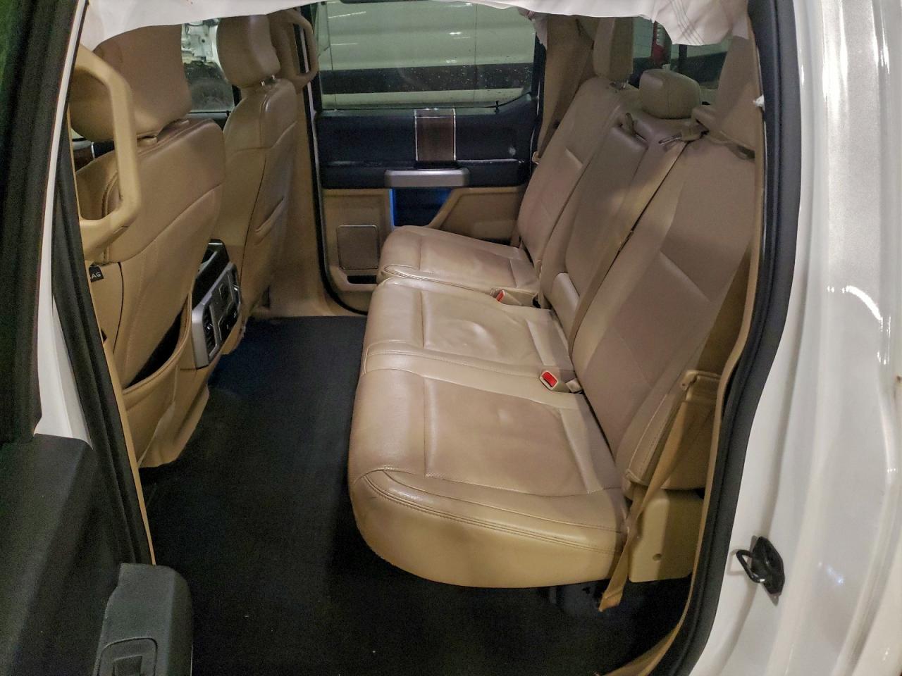 Ford F-150 Supercrew Image 5